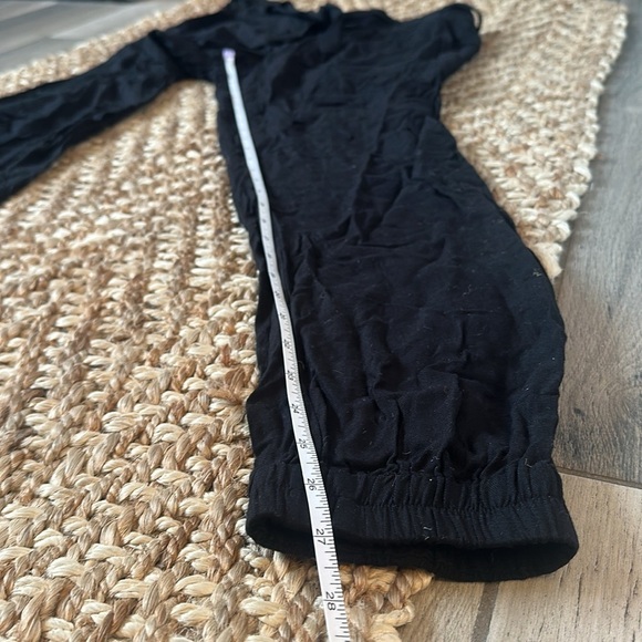 Aritzia Talula Black Los Feliz Jogger Pants size 6 - Picture 13 of 13
